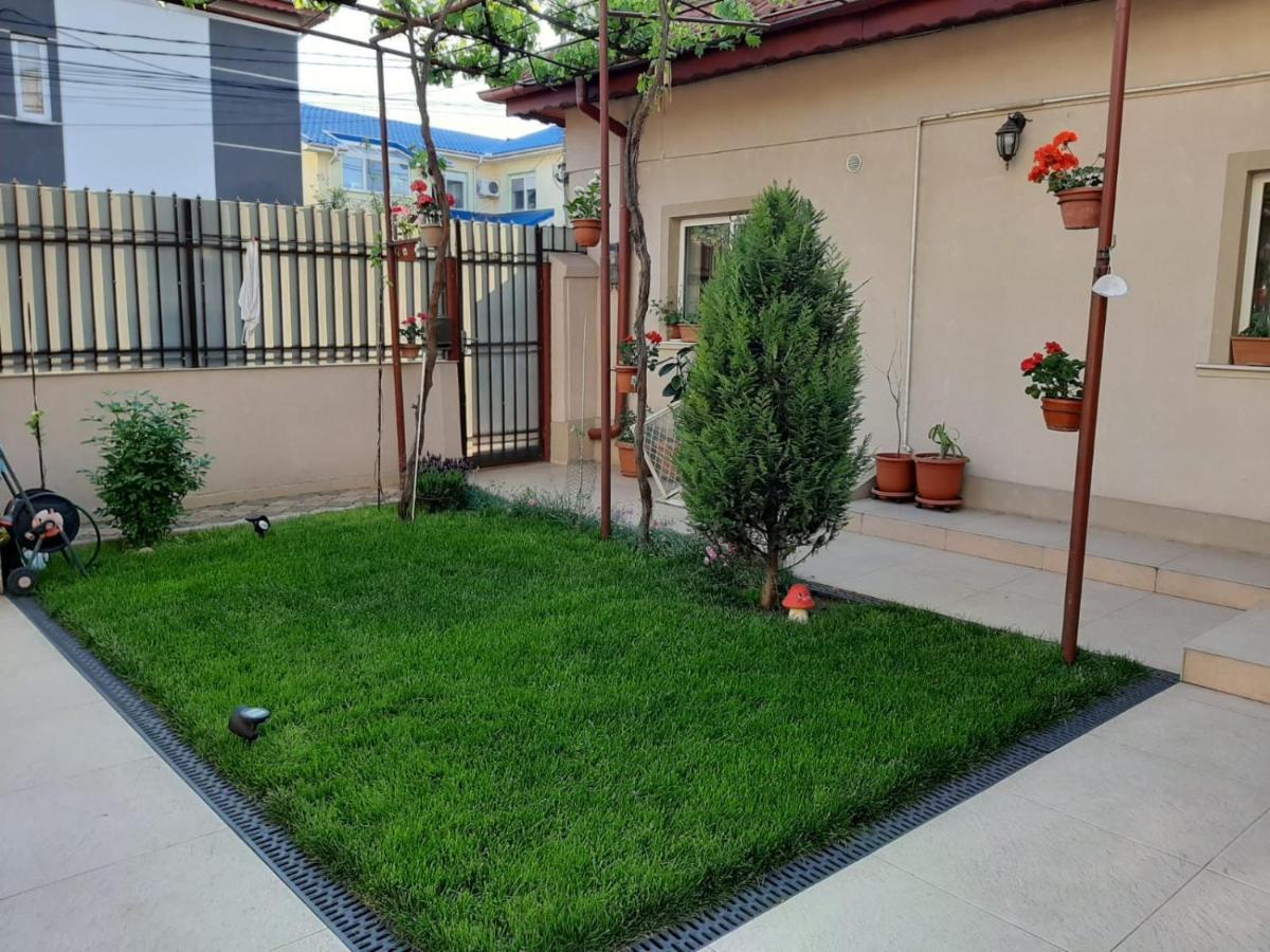 Casa Elena Apartamento Constança Exterior foto